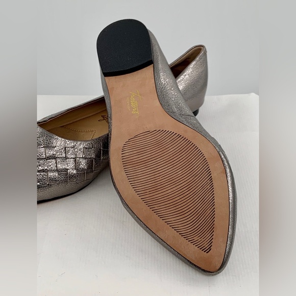 NWT Trotters Estee Leather Flats Shoes - Picture 9 of 14